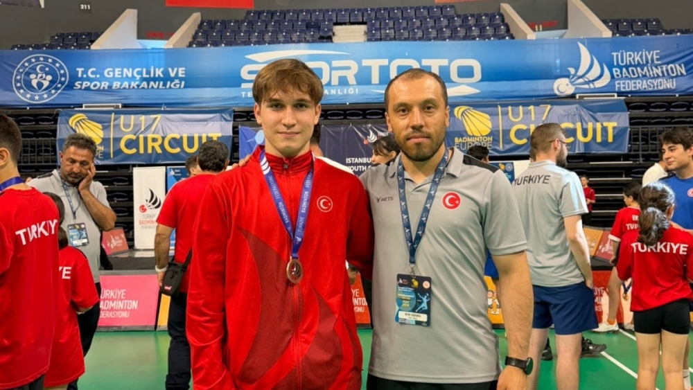 Milli badmintoncu Hasan Can bronz madalyayla döndü